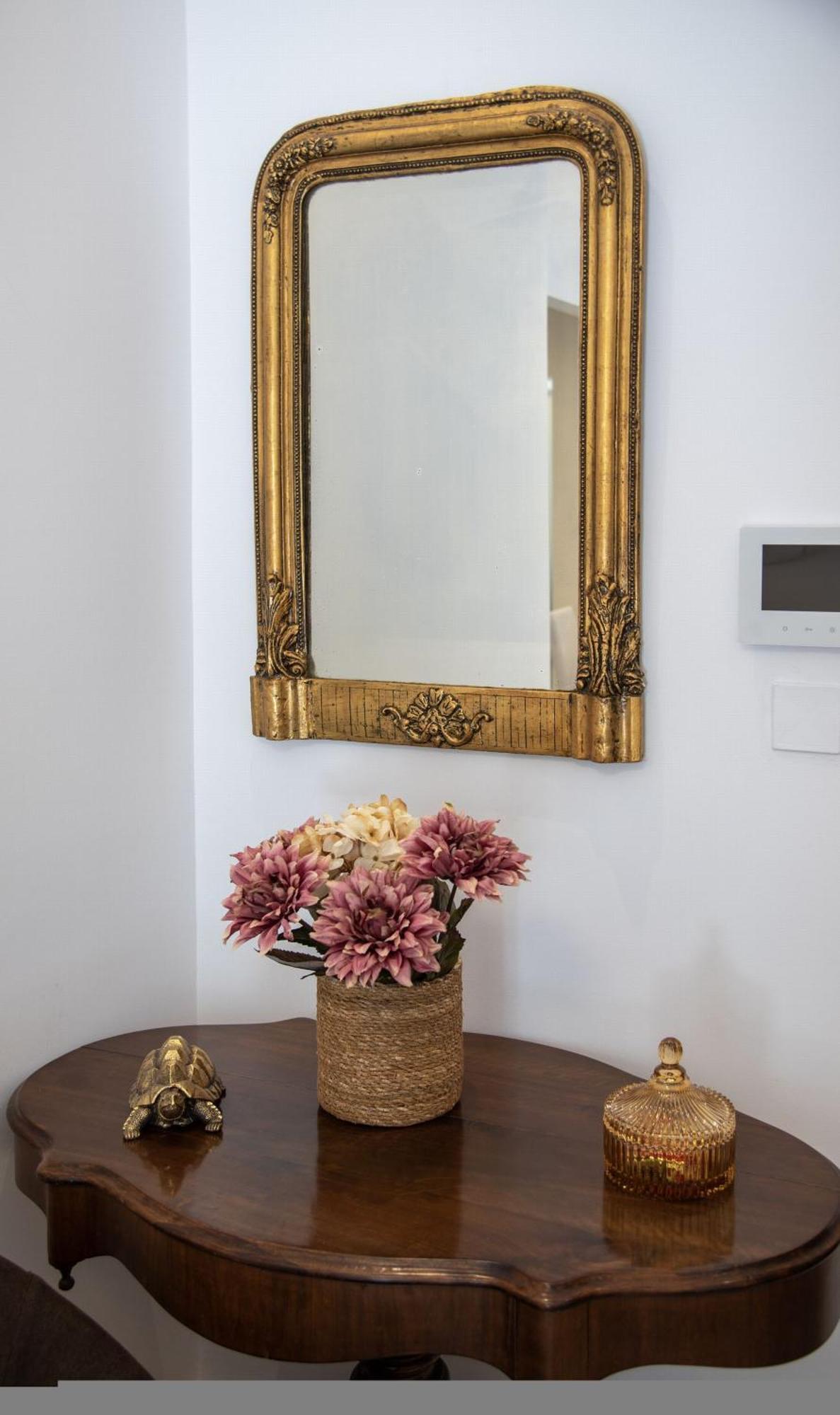 Cherry Central Luxury Suites Hanya Dış mekan fotoğraf