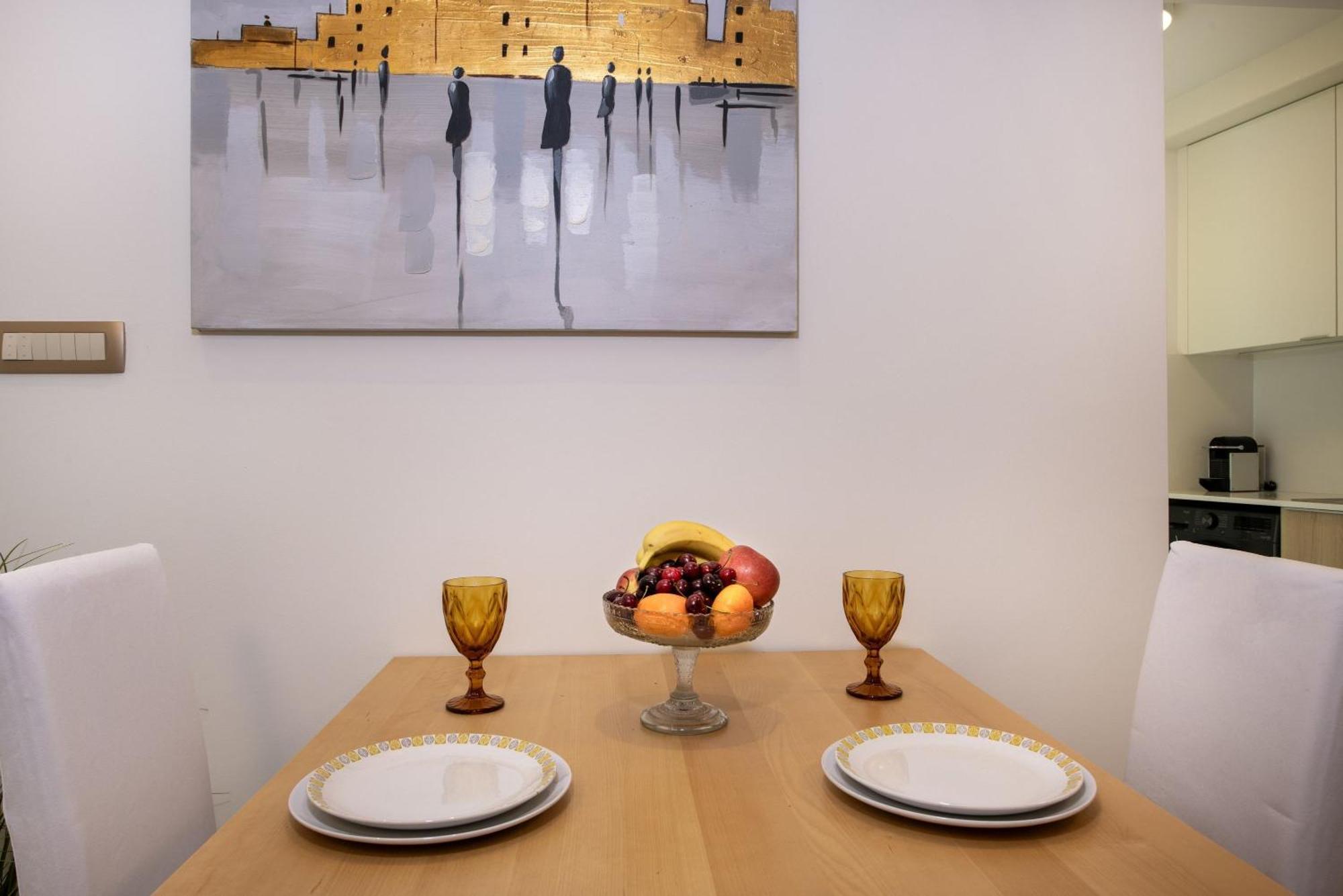 Cherry Central Luxury Suites Hanya Dış mekan fotoğraf