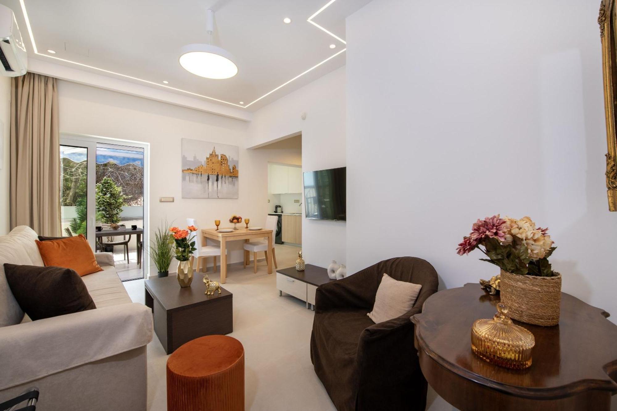 Cherry Central Luxury Suites Hanya Dış mekan fotoğraf