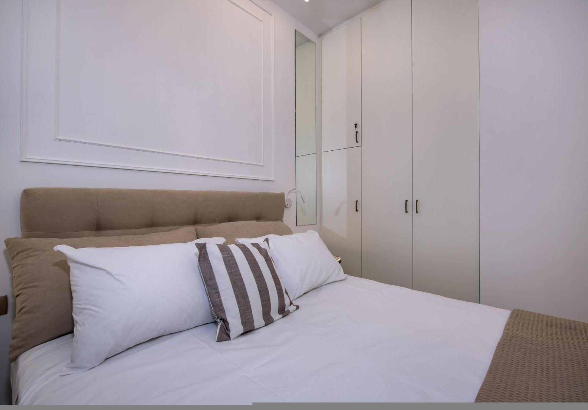 Cherry Central Luxury Suites Hanya Dış mekan fotoğraf