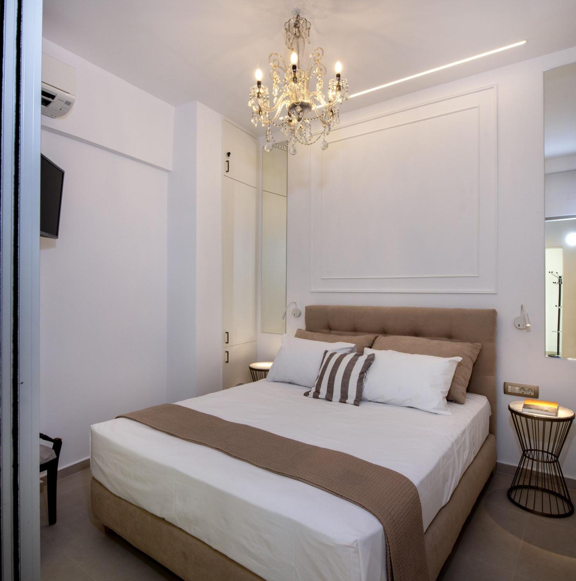 Cherry Central Luxury Suites Hanya Dış mekan fotoğraf